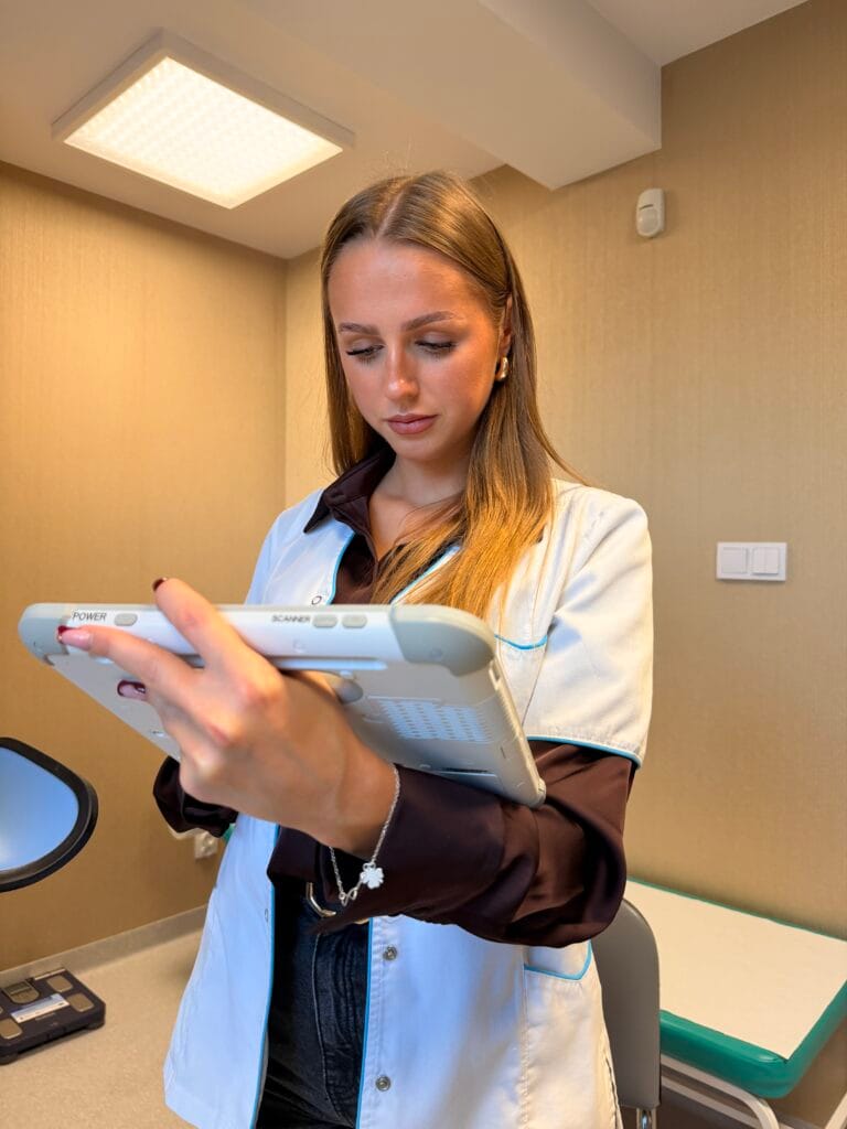 Dostarczenie tabletu CyberMed RX do SPZPOZ Ośrodek Zdrowia w Mircu